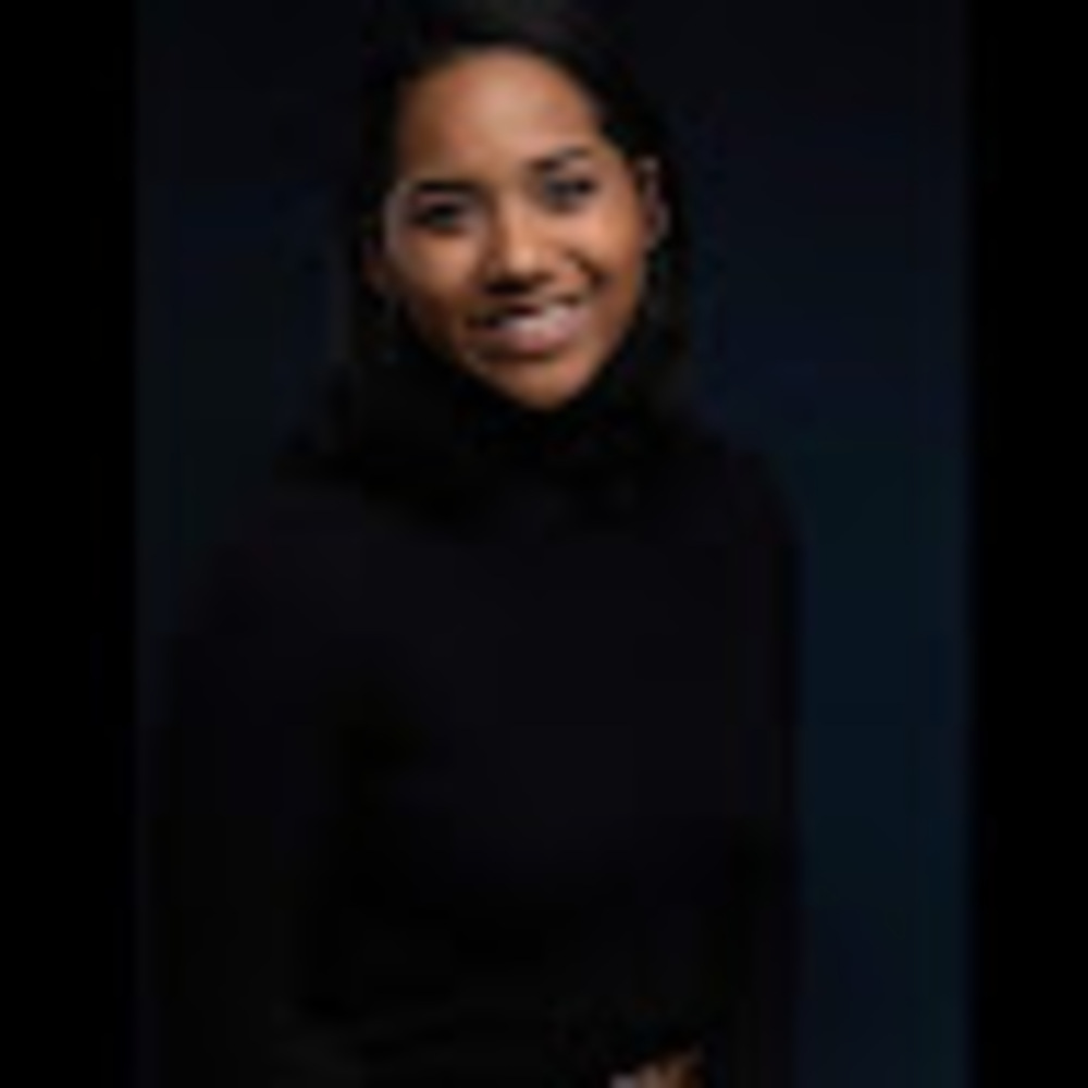 Meet your Posher, Francisca